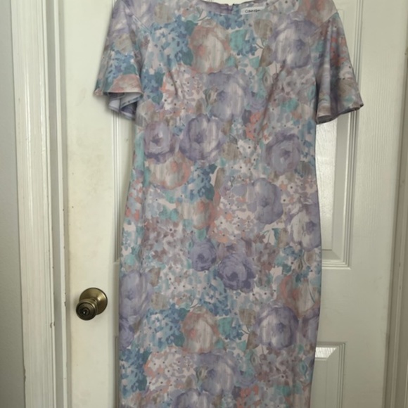Calvin Klein Floral Print Flutter Sleeve Above Knee Scuba Dress 12 - Picture 1 of 7